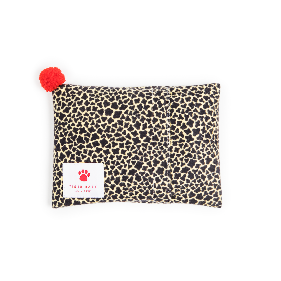 Tiger grape seed pillow 